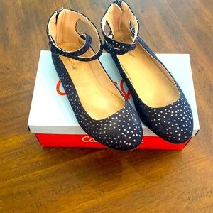 Cat & Jack Leslie navy with silver stars girls size 5